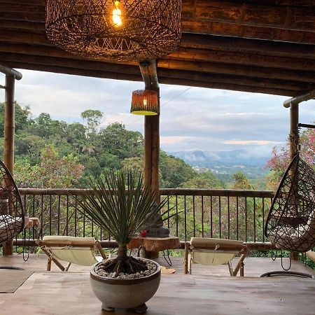La Casa De Loto Retreat Guatape Exterior photo
